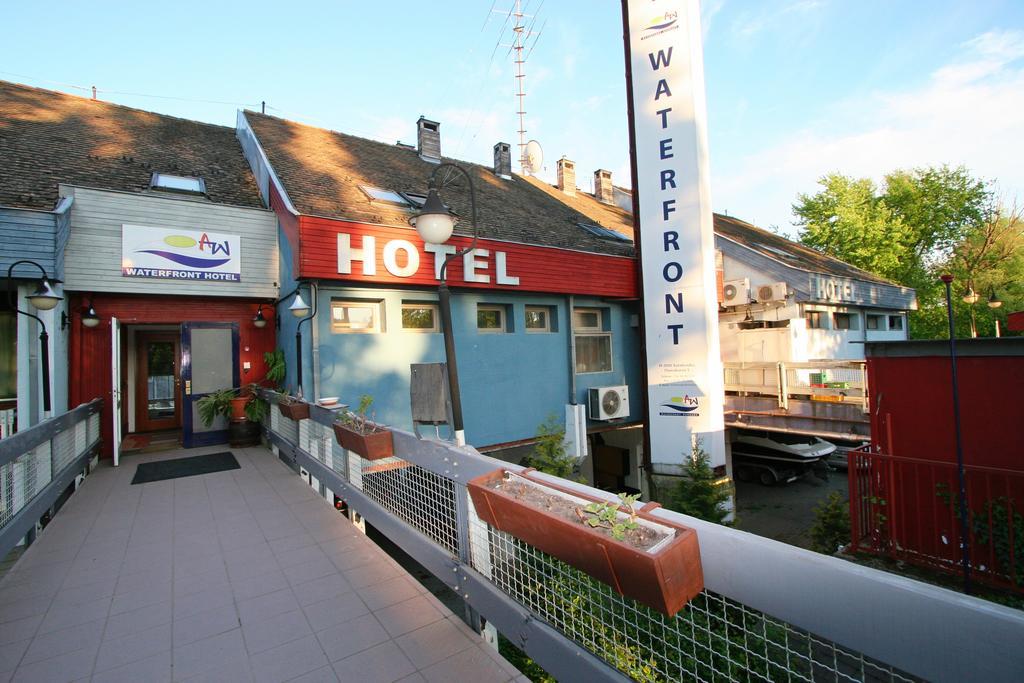 Waterfront Hotell Szentendre Eksteriør bilde